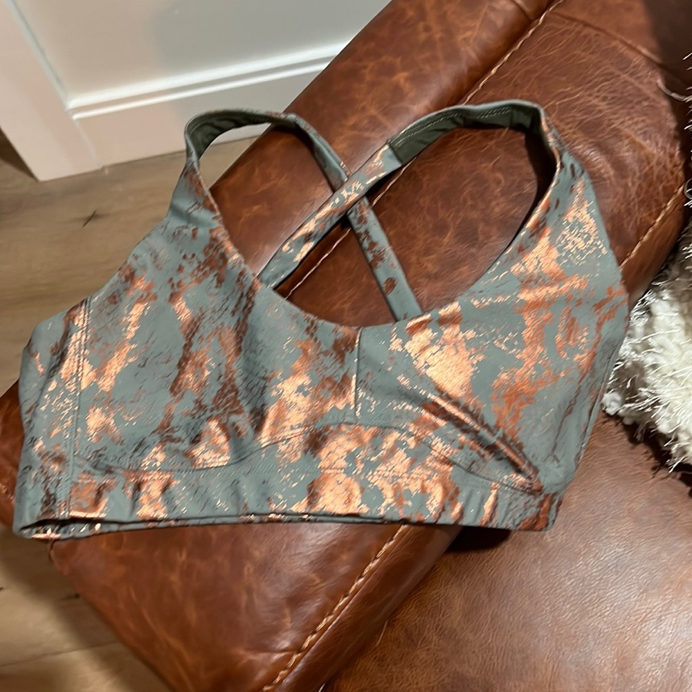Carbon38 sport bra